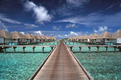 maldives-eee_caranddriving_com_