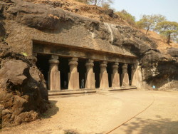 elephanta cave